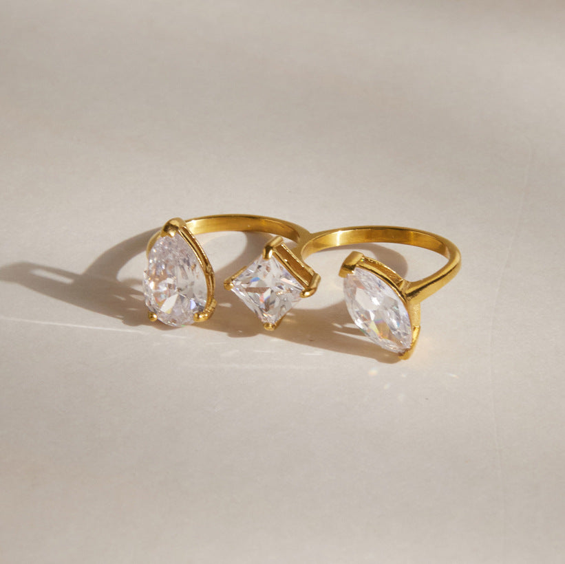 Nadia Bonner Plot Twist Ring in gold, front view