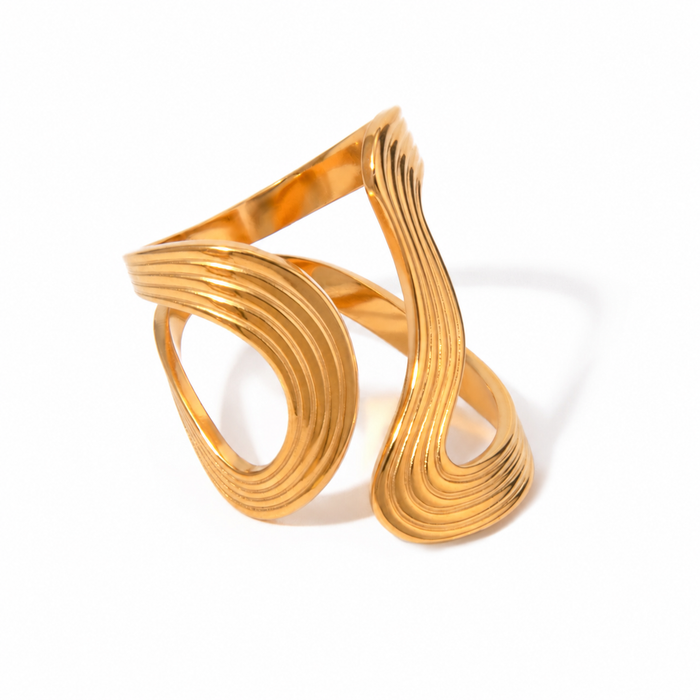 The WOO Montage Ring, sculptural gold product view
