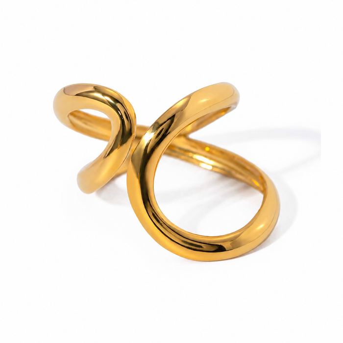 The WOO Callback Ring, sculptural gold product view